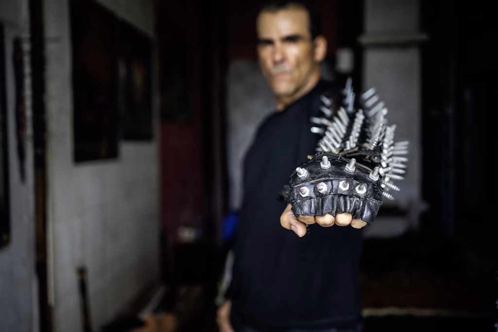 S/T – Metal Pesado